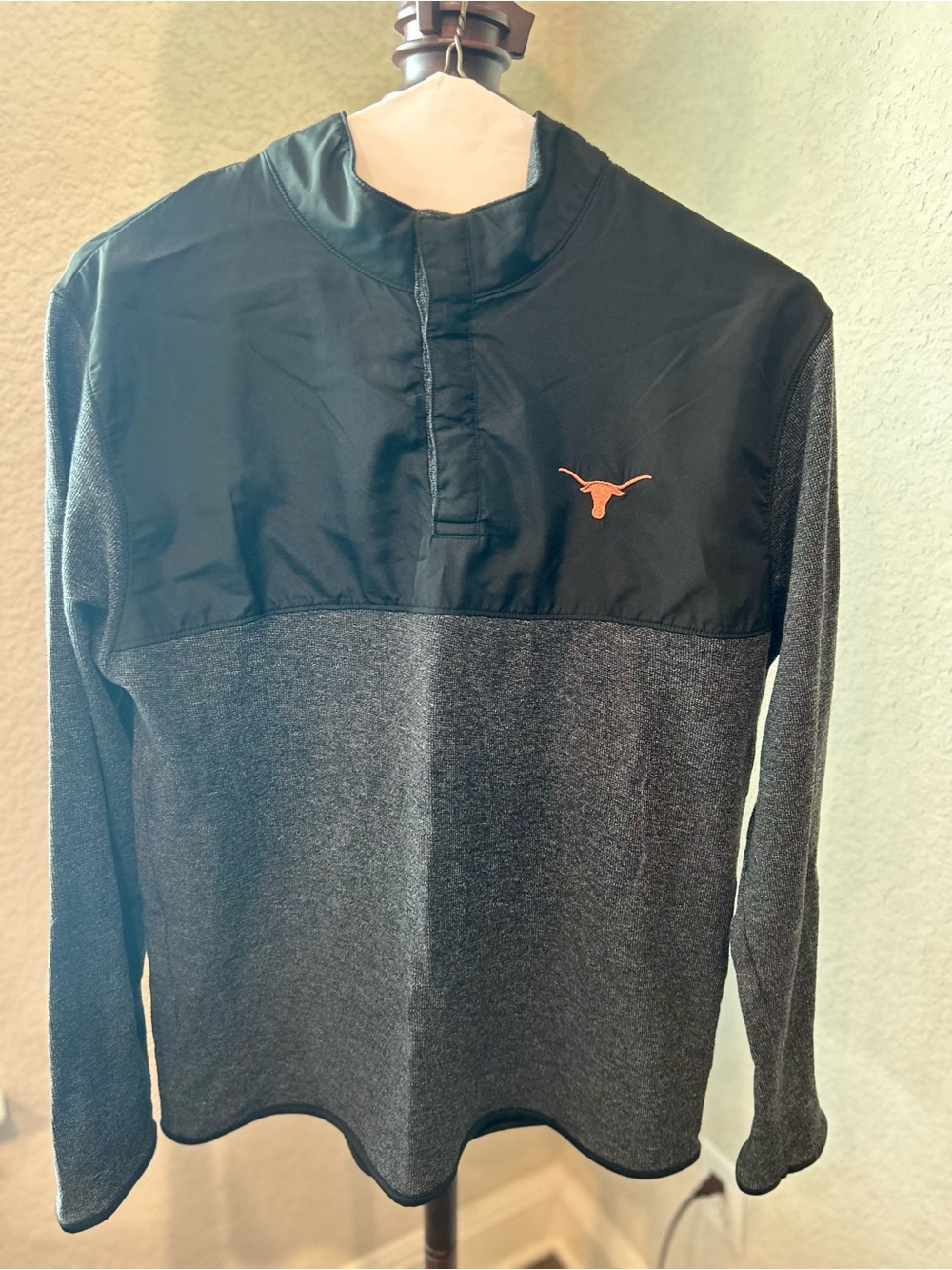 Texas Longhorns Black & Charcoal Pullover Top